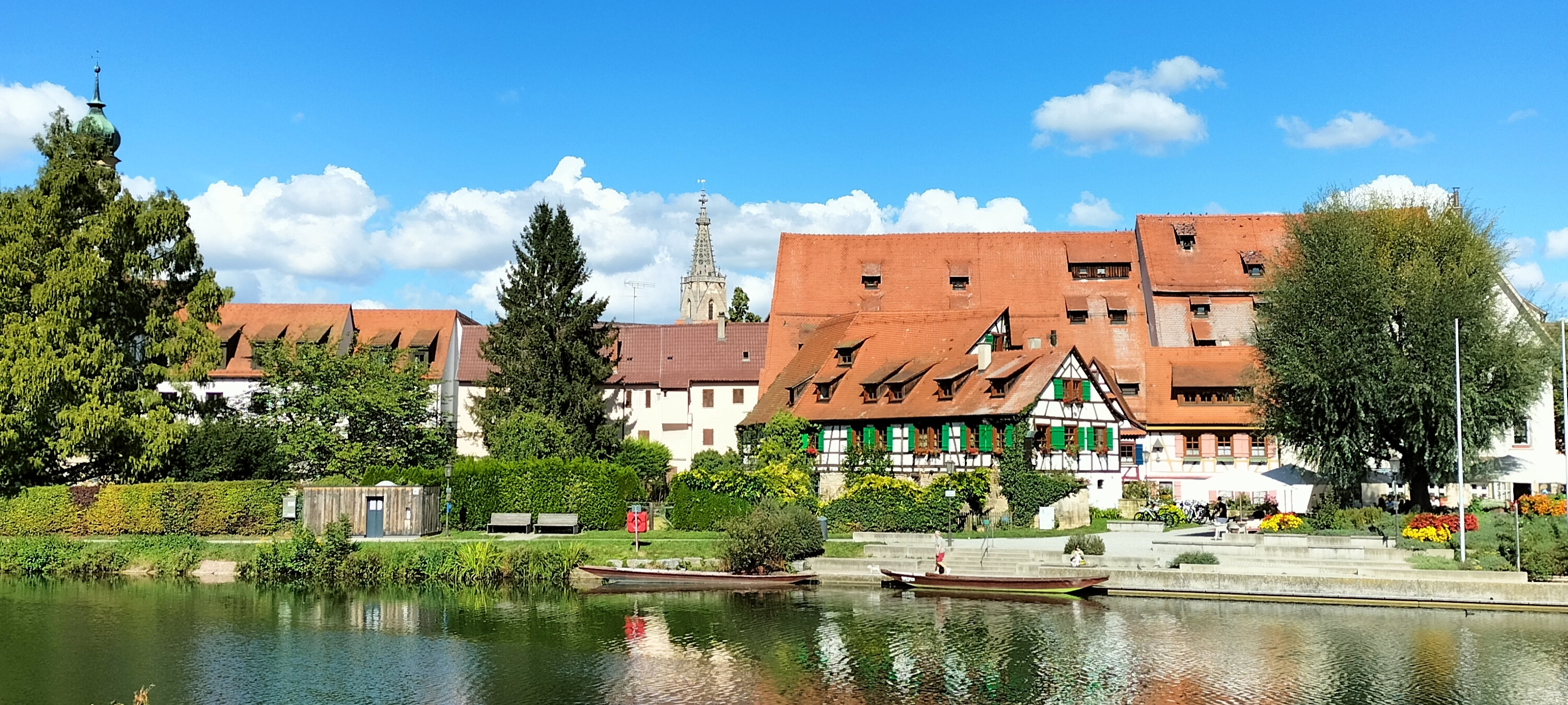 An- und Verkauf von Häusern und Wohnungen in Rottenburg und Tübingen
